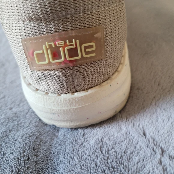 Hey Dude Casual Slip-On Shoes Ran Size 7 - Picture 2 of 10